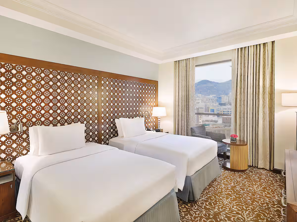 Uploaded image 1752149094592 - 7 Reasons to Stay at Hilton Suites Makkah During Your Umrah