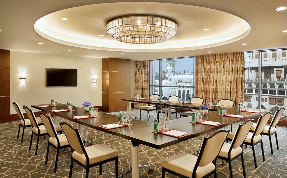 Uploaded image 1752151523542 - 9 Reasons to Stay at Conrad Hotel Makkah for Your Umrah