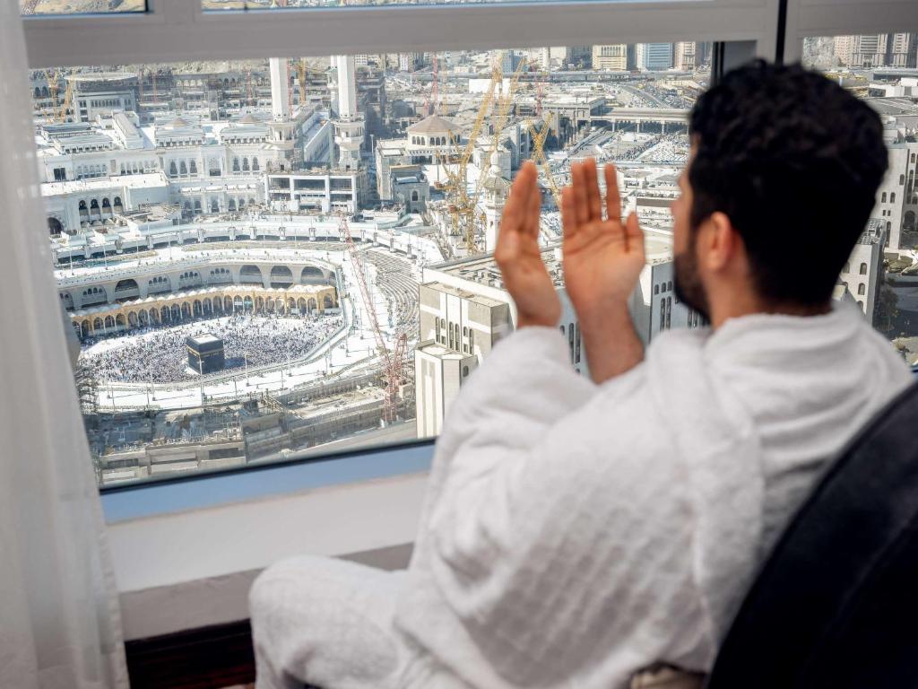 Uploaded image 1753179652587 - 5-Star Hotels in Makkah with Haram View