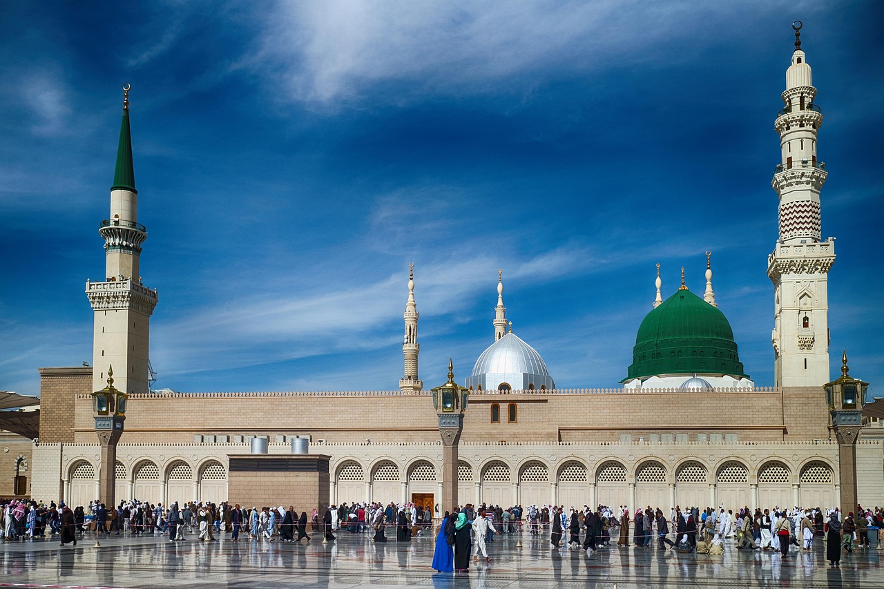 Uploaded image 1759242757371 - How to Book 5-Star Umrah Packages at Cheaper Rates in 2025–26