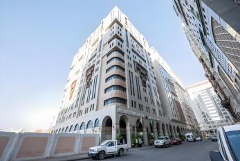 Al Mokhtara International hotel Madinah - best Umrah hotel for Montreal pilgrims near Haram