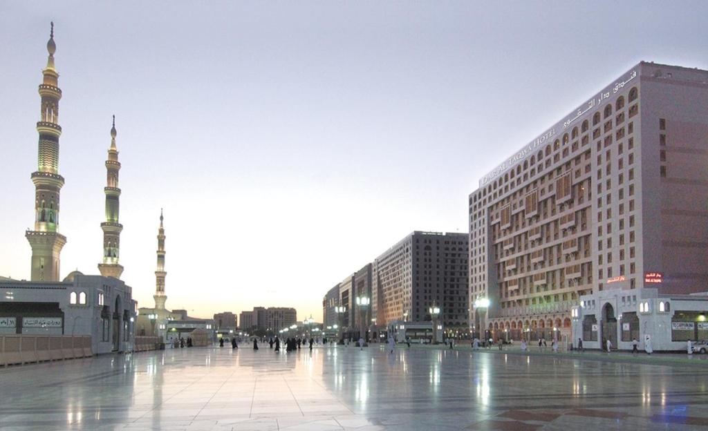 Dar Al Taqwa - best Umrah hotel for Peterborough pilgrims near Haram