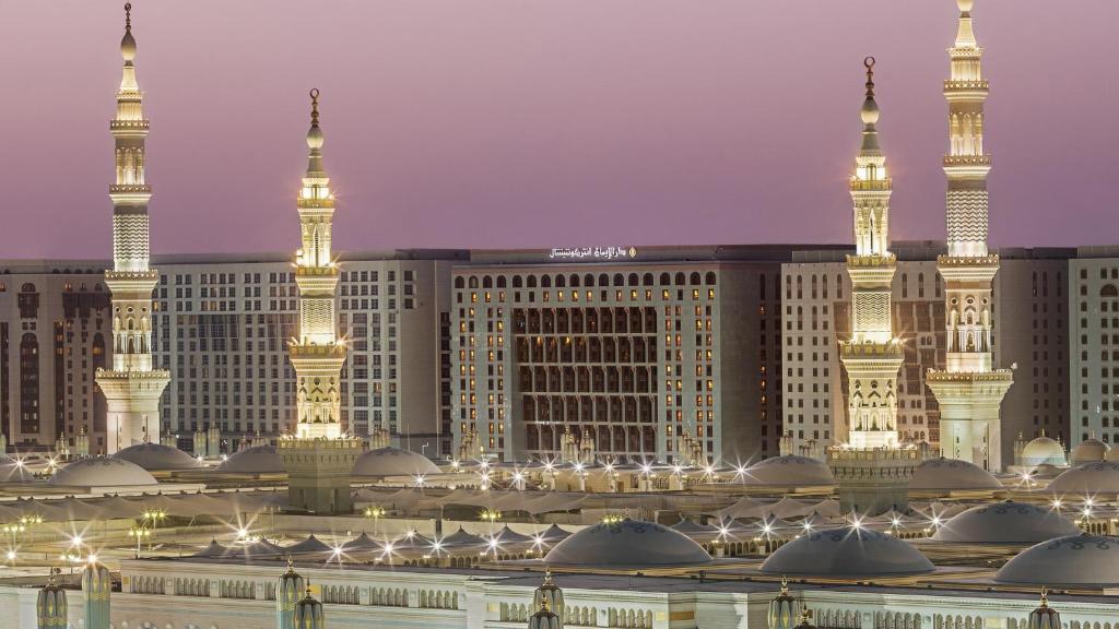 InterContinental Dar al Iman Madinah - best Umrah hotel for Peterborough pilgrims near Haram
