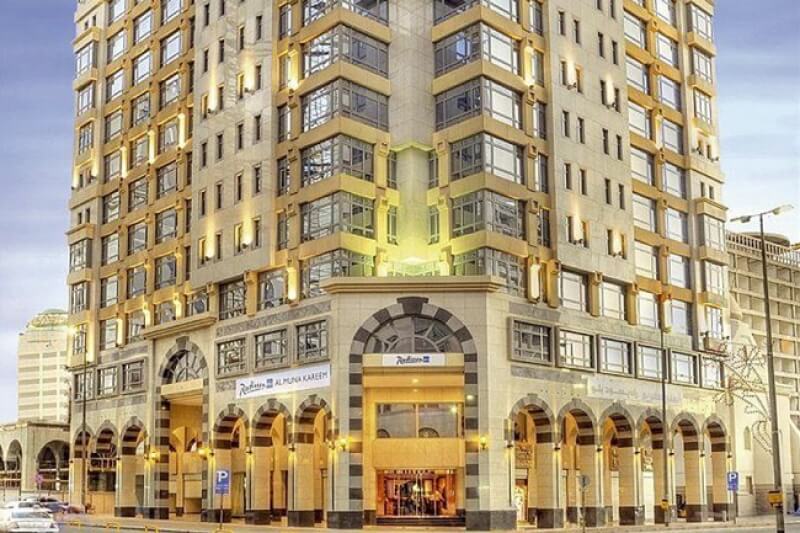 Leader Al Muna Kareem Hotel - best Umrah hotel for Ottawa pilgrims near Haram
