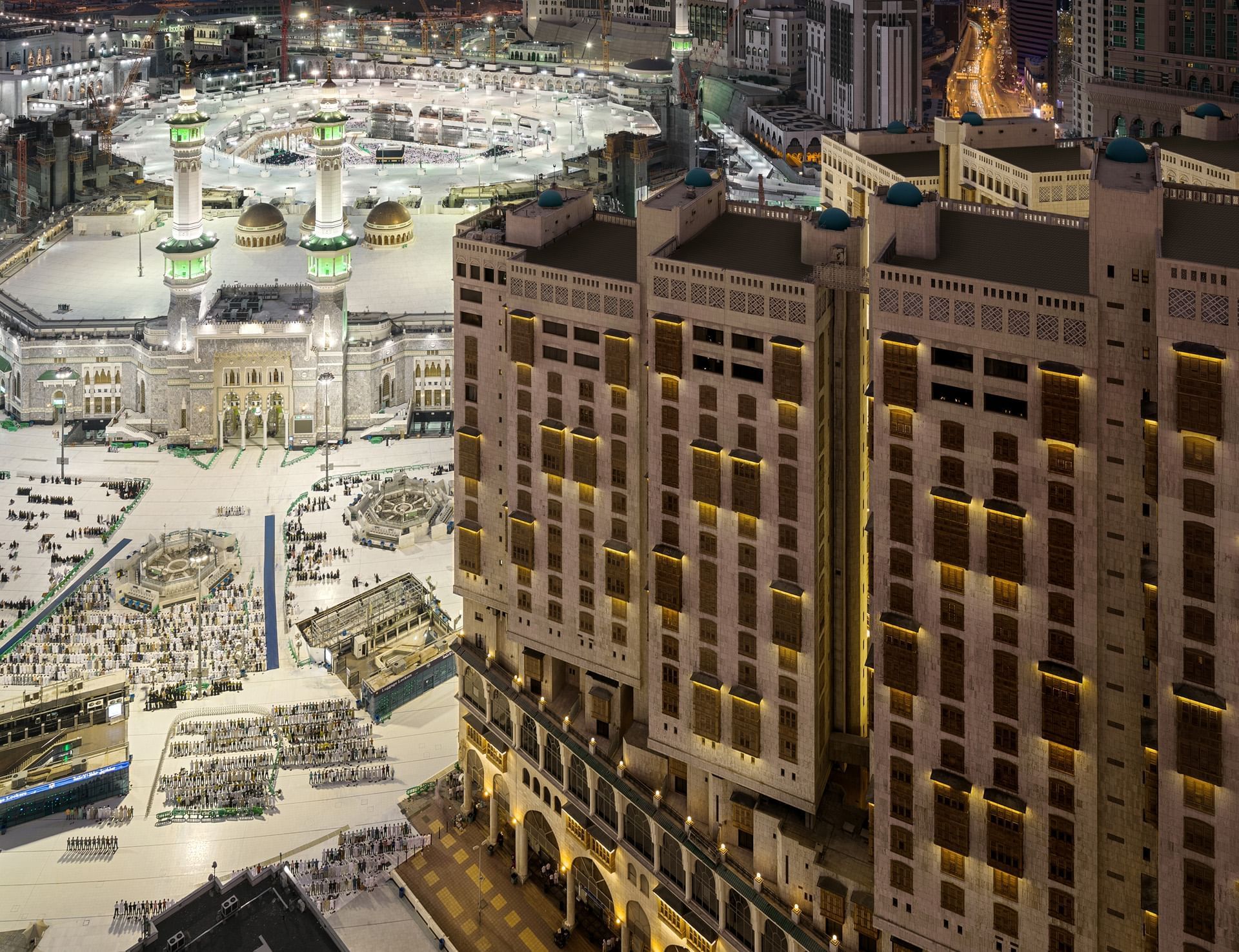 Makkah Towers - best Umrah hotel for Pune pilgrims near Haram