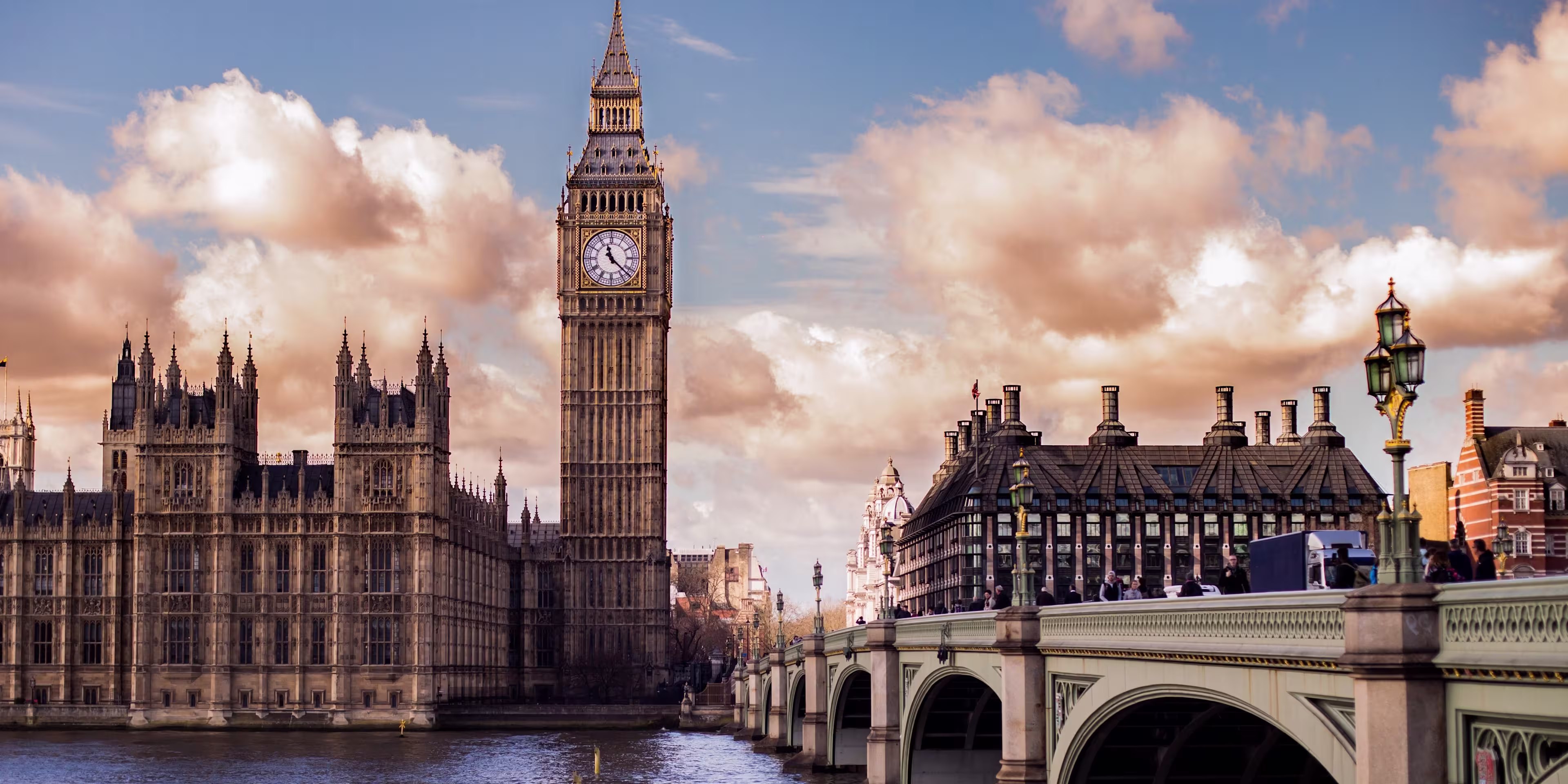 Umrah packages London​ - 7 tips for DIY Umrah with HotelsInMakkah.com - Umrah Travel Guide