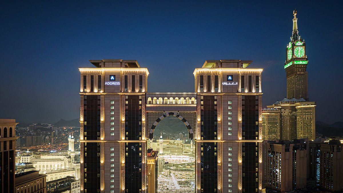Affordable Hotels in Makkah: 5 Tips for a Budget Umrah - Umrah Travel Guide