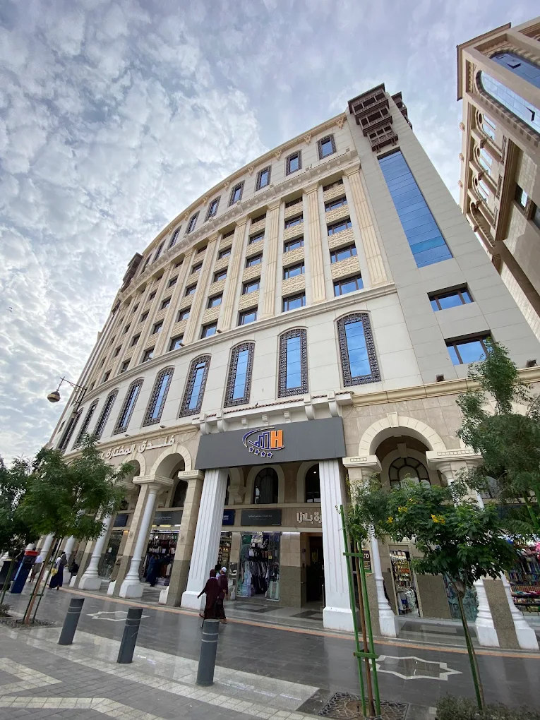 Mukhtara Plaza Hotel walking distance to Masjid an-Nabawi - Umrah Guide