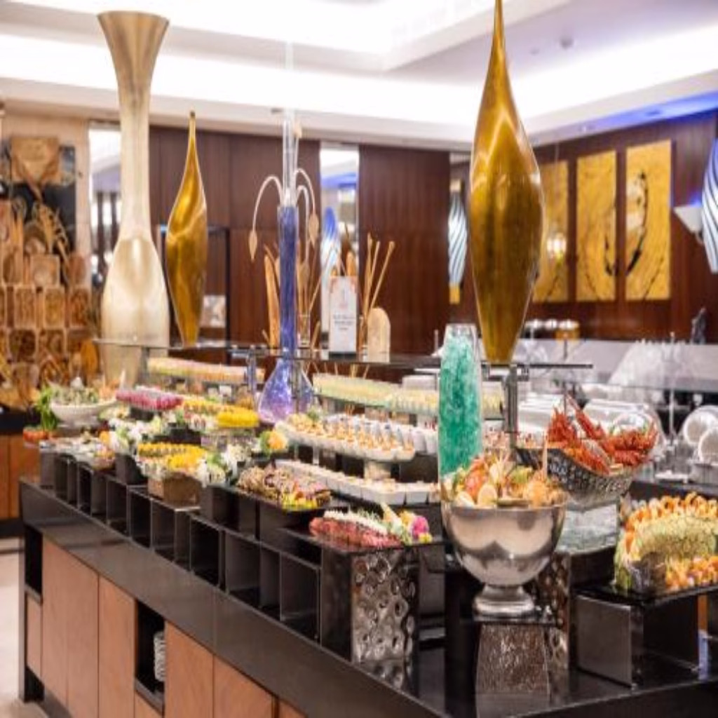 Dining Options at Swissotel Makkah