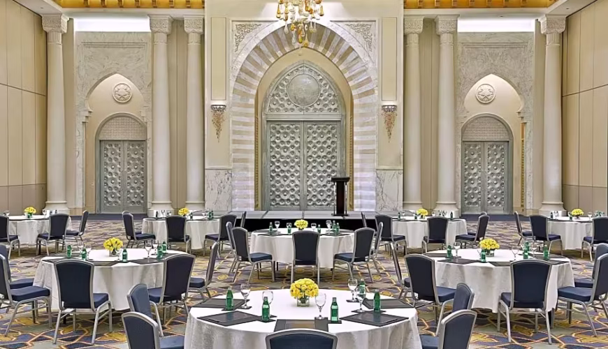 Distance from Hilton Makkah Convention Hotel To Haram