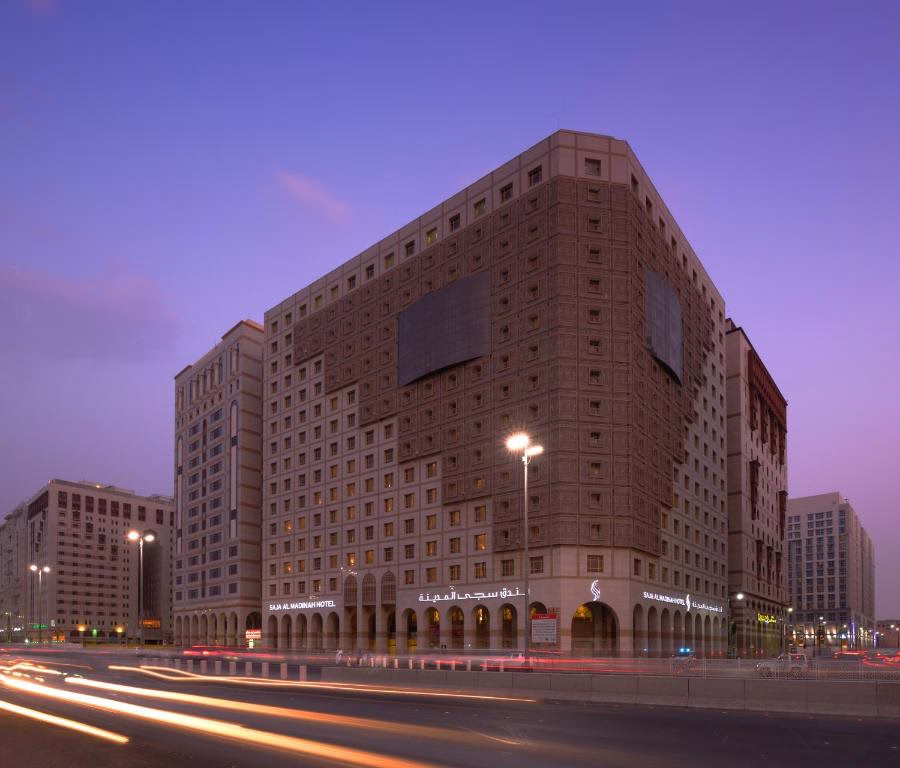 Distance from Saja Al Madinah to Masjid An Nabawi