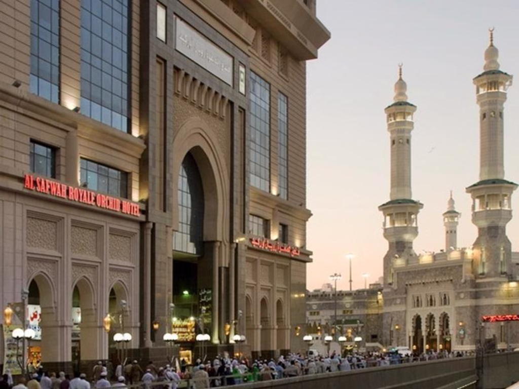 13 Reasons to Stay at Al Safwah Royale Orchid Hotel Makkah During Your Umrah