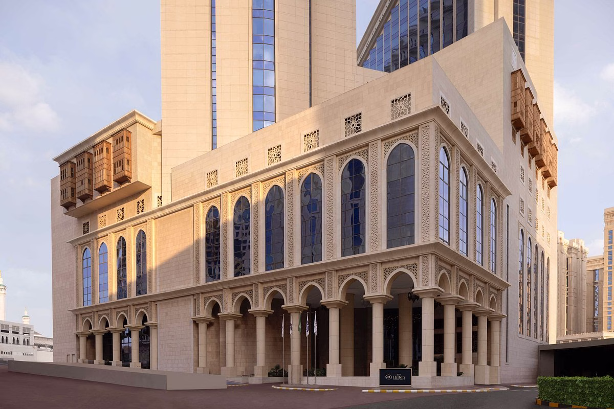 10 Reasons to Stay at Al Ebaa Hotel Makkah During Your Umrah